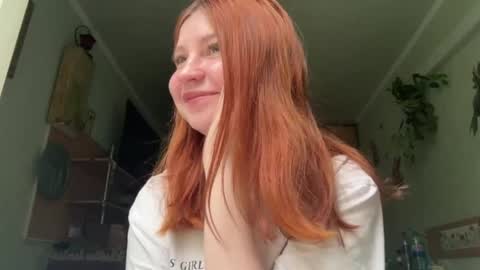 Snapshot of tobybroxton chatting on May 12, 8:22 am Emma online show from May 12, 8:22 am