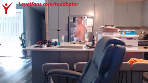Snapshot of toddbator chatting on June 16, 12:08 pm Todd Bator online show from June 16, 12:08 pm