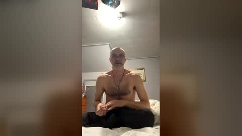 Snapshot of toddpascoe77 chatting on April 23, 6:47 am toddpascoe77 online show from April 23, 6:47 am