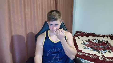 Snapshot of todhorny987 chatting on December 9, 8:11 am todhorny987 online show from December 9, 8:11 am