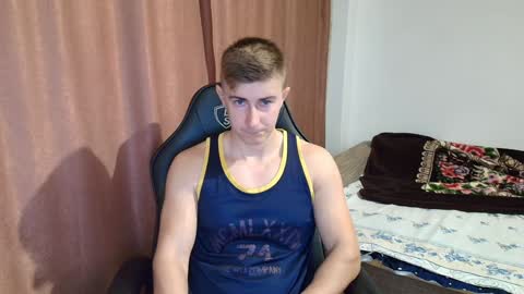 Snapshot of todhorny987 chatting on December 20, 5:57 am todhorny987 online show from December 20, 5:57 am