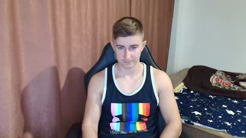 Snapshot of todhorny987 chatting on January 9, 5:44 am todhorny987 online show from January 9, 5:44 am