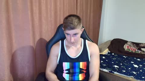 Snapshot of todhorny987 chatting on January 9, 8:45 am todhorny987 online show from January 9, 8:45 am