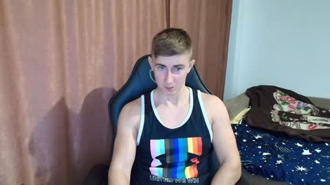 Snapshot of todhorny987 chatting on January 10, 7:57 am todhorny987 online show from January 10, 7:57 am