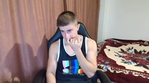 Snapshot of todhorny987 chatting on January 16, 6:03 am todhorny987 online show from January 16, 6:03 am