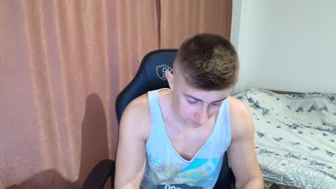 Snapshot of todhorny987 chatting on January 21, 9:57 am todhorny987 online show from January 21, 9:57 am