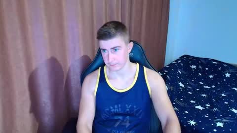 Snapshot of todhorny987 chatting on February 16, 4:19 am todhorny987 online show from February 16, 4:19 am