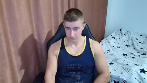 Snapshot of todhorny987 chatting on March 2, 5:19 am todhorny987 online show from March 2, 5:19 am