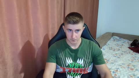 Snapshot of todhorny987 chatting on March 3, 10:21 am todhorny987 online show from March 3, 10:21 am