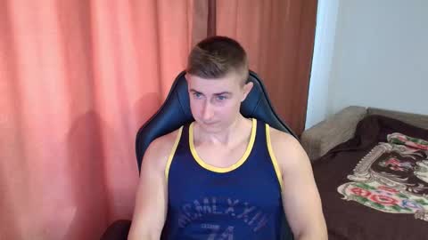 Snapshot of todhorny987 chatting on March 10, 9:36 am todhorny987 online show from March 10, 9:36 am