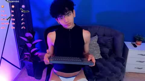 Snapshot of todoroki_g chatting on October 25, 12:02 pm todoroki_g online show from October 25, 12:02 pm