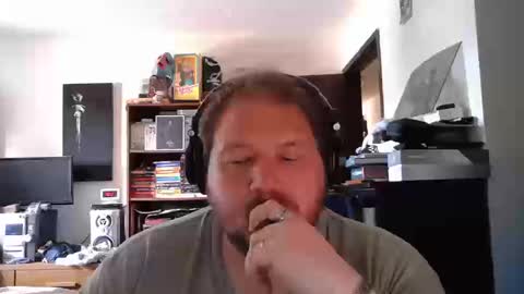 Snapshot of toede_0 chatting on September 11, 5:24 pm Toede online show from September 11, 5:24 pm