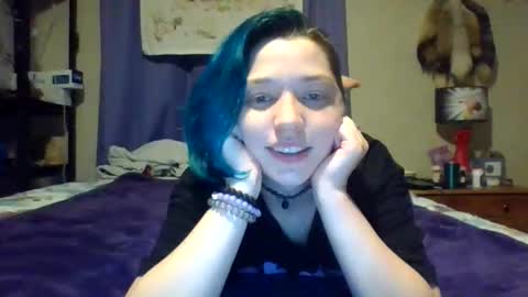 Snapshot of toegremlin chatting on May 25, 12:38 am Yin online show from May 25, 12:38 am