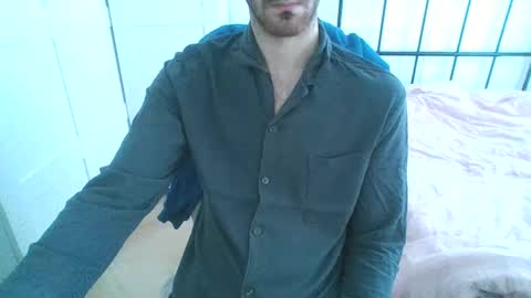 Snapshot of toja112 chatting on January 15, 9:45 am Martin online show from January 15, 9:45 am