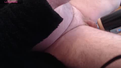 Snapshot of tokensnone chatting on January 6, 7:12 am tokensnone online show from January 6, 7:12 am