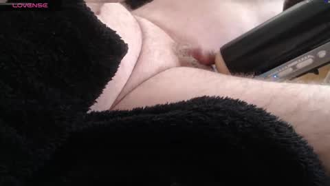 Snapshot of tokensnone chatting on January 12, 9:03 am tokensnone online show from January 12, 9:03 am