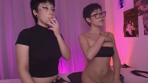 Snapshot of tokyo_blues chatting on January 9, 2:58 am Halsey Sofii online show from January 9, 2:58 am