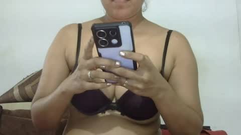 Snapshot of tokyo_indian chatting on July 20, 12:40 pm Tokyo online show from July 20, 12:40 pm