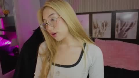 Snapshot of tokyoluu chatting on September 17, 10:00 pm tokyoluu online show from September 17, 10:00 pm