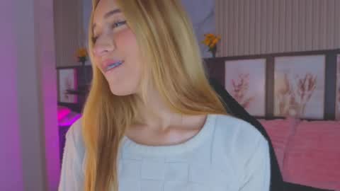 Snapshot of tokyoluu chatting on October 6, 10:18 pm tokyoluu online show from October 6, 10:18 pm