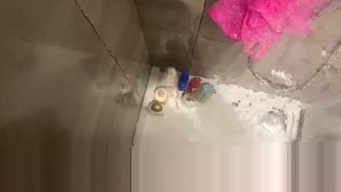 Tommy online show from April 12, 10:04 pm