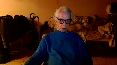 tom112292014 online show from March 23, 3:21 am