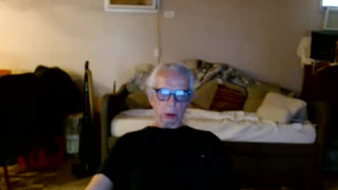 Snapshot of tom112292014 chatting on June 11, 6:06 pm tom112292014 online show from June 11, 6:06 pm