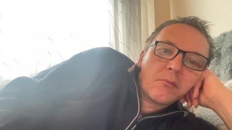 Snapshot of tom6644 chatting on November 15, 7:38 am Tom online show from November 15, 7:38 am