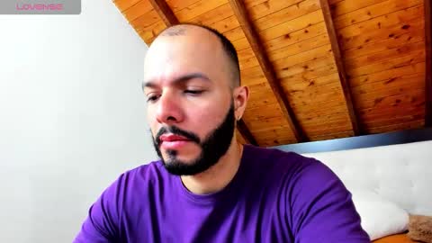   online show from October 6, 12:57 pm