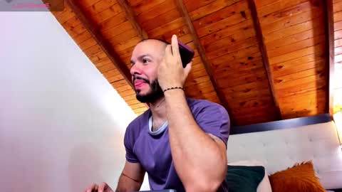   online show from December 19, 12:34 pm