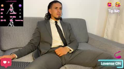 TOM online show from November 29, 11:30 pm