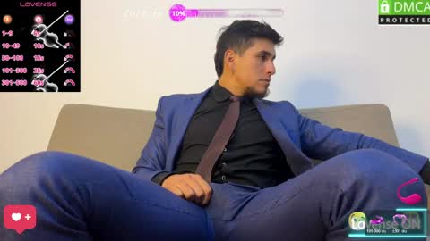 Snapshot of tom_blunt96 chatting on June 7, 11:14 am TOM online show from June 7, 11:14 am