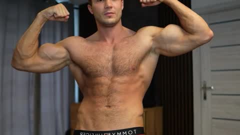 Tom online show from September 26, 3:38 pm