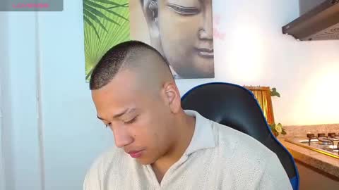 Tom muscle1 online show from February 4, 11:49 am