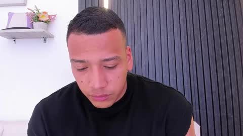 Tom muscle1 online show from September 24, 11:57 am