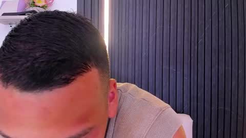 Tom muscle1 online show from September 25, 11:58 am