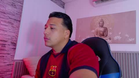 Tom muscle1 online show from May 1, 11:48 am