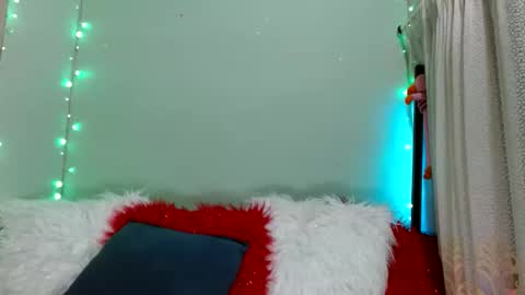 Snapshot of tomas_gerauld chatting on May 13, 2:20 am tomas gerauld. make me happy with 10000 tokens online show from May 13, 2:20 am