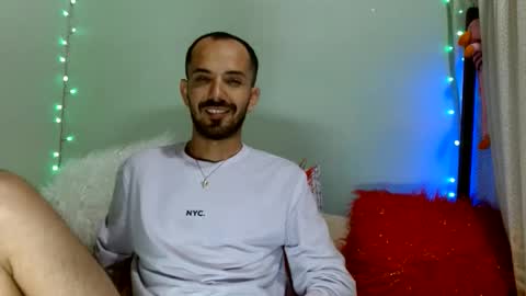 Snapshot of tomas_gerauld chatting on June 9, 2:01 am tomas gerauld. make me happy with 10000 tokens online show from June 9, 2:01 am