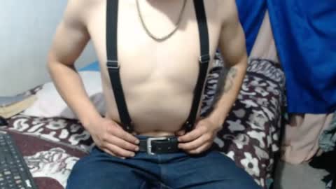 tomas_turbado_ online show from July 7, 7:45 am