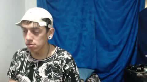 tomas_turbado_ online show from July 13, 7:00 am
