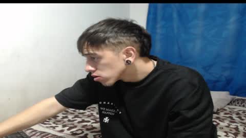 tomas_turbado_ online show from August 1, 7:07 am