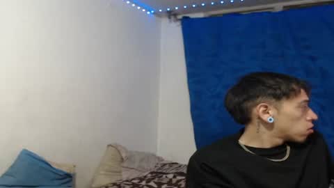 tomas_turbado_ online show from August 6, 6:59 am