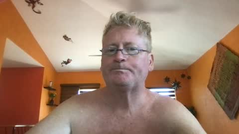 Hola online show from July 8, 6:01 pm