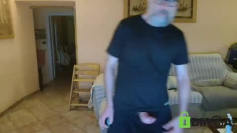 Snapshot of tomasmilian77 chatting on July 3, 11:33 pm Tomas Milian online show from July 3, 11:33 pm