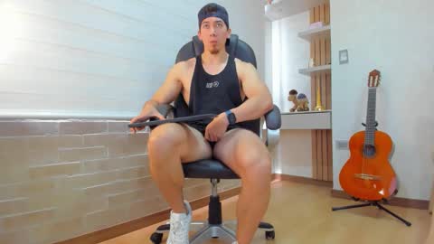 Tom Bardem online show from March 9, 7:29 pm