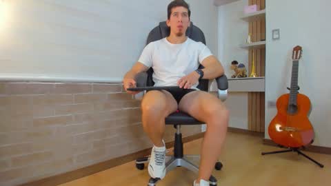 Tom Bardem online show from March 16, 7:07 pm