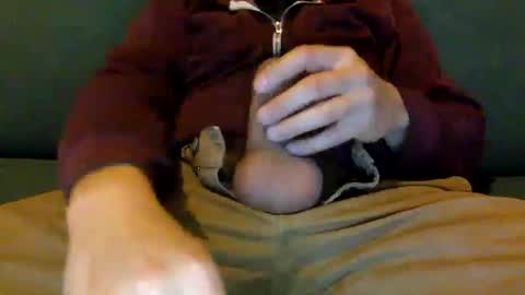 Snapshot of tombi125 chatting on January 9, 7:08 pm tombi125 online show from January 9, 7:08 pm