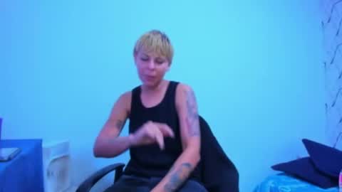 tomboygirl69 online show from June 10, 5:34 pm