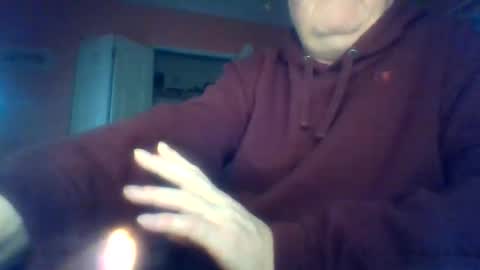 Snapshot of tomcat4848 chatting on May 4, 9:38 am tomcat4848 online show from May 4, 9:38 am